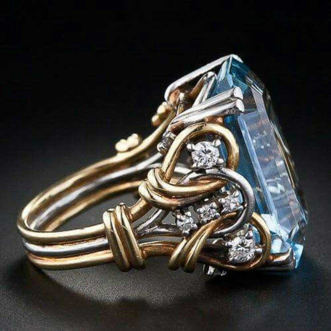 Vintage Gold Ring with Blue Zircon
