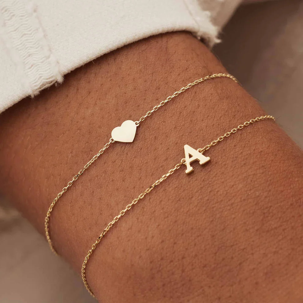 Vita Signa Initial Bracelet | Gold